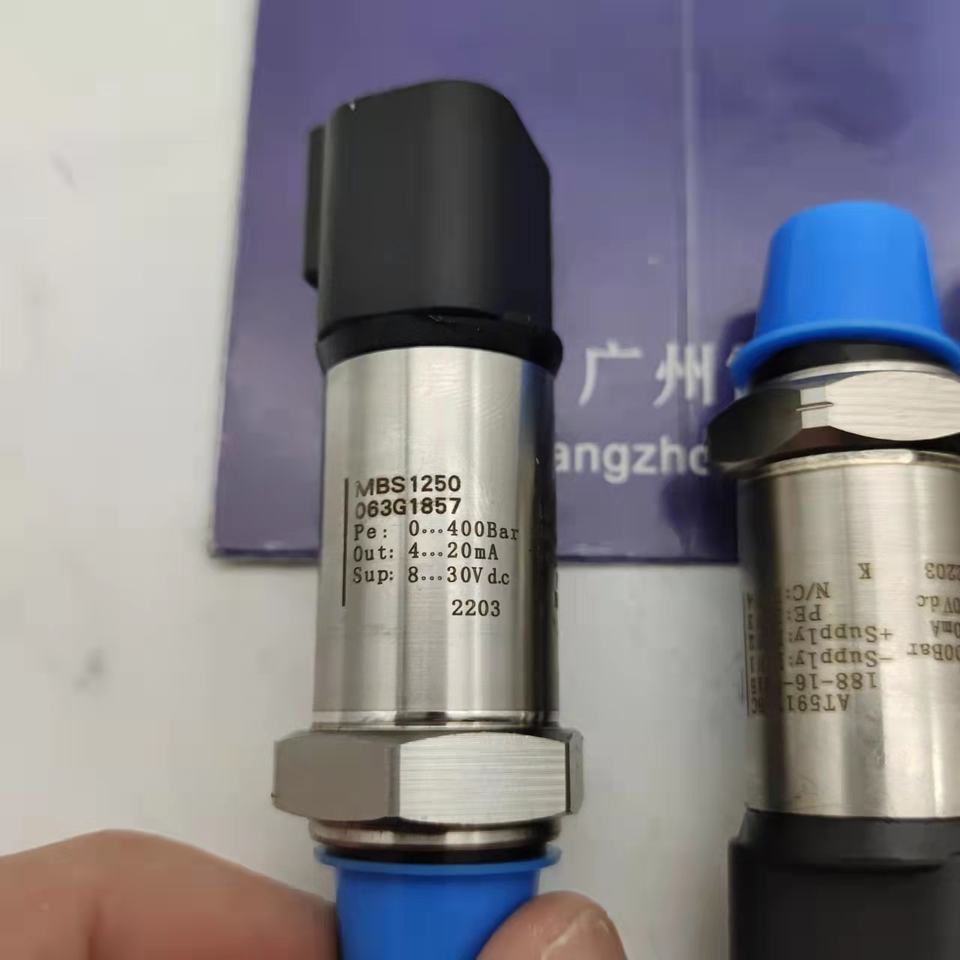 CLG920D CLG922D Pressure Switch 30B0506 063G1857 Pressure Sensor 0-400bar