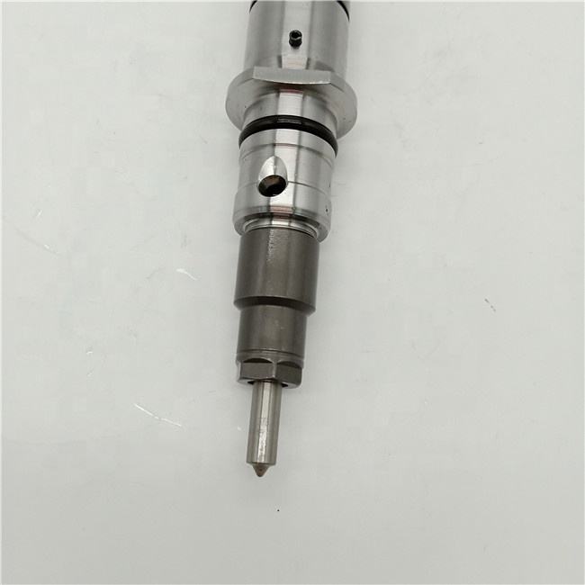 PC200-8 PC220-8 Excavator 6D107 Engine Fuel Injector 6754-11-3011
