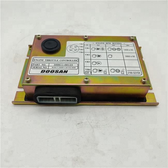 Doosan DH200 Excavator Throttle Controller 300611-00138 300611-00123