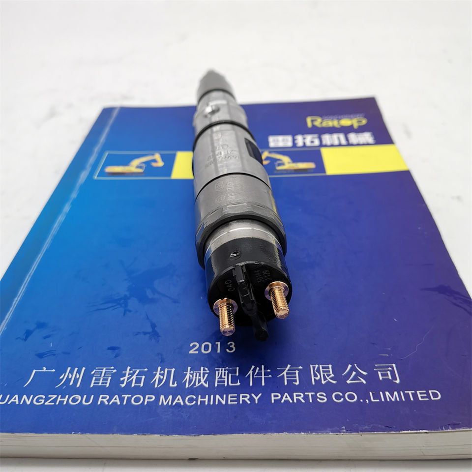DX300LC DX340 DL08 Diesel engine Common Rail fuel Injector 0445120040 65.10401-7001C