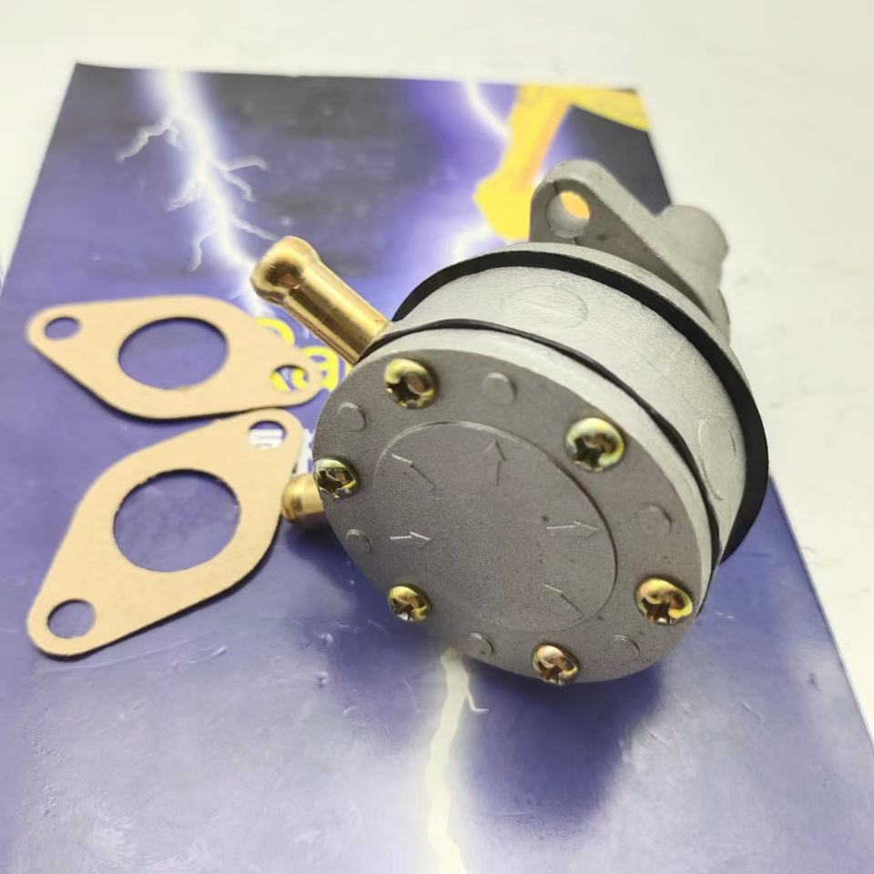 6598121 Fuel Transfer Pump 19844-52031 Diesel Pump BCD2729 17400300 For V1702 D950