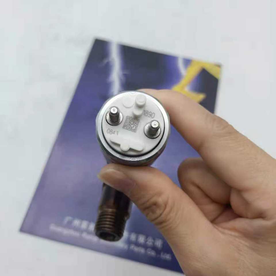 32F61-00062 Common Rail Fuel Injector 326-4700 3264700 for E320D with C6.4 Engine Nozzle 3264700 326-4700